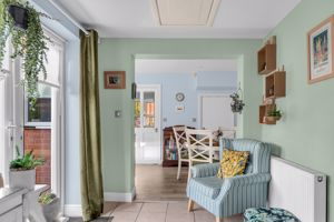 Photo 16- click for photo gallery